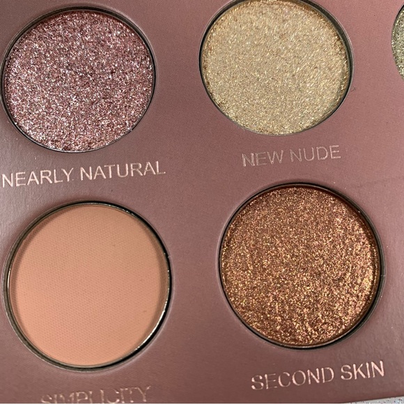 Glaminatrix Makeup Glaminatrix Nearly Natural Eyeshadow Palette